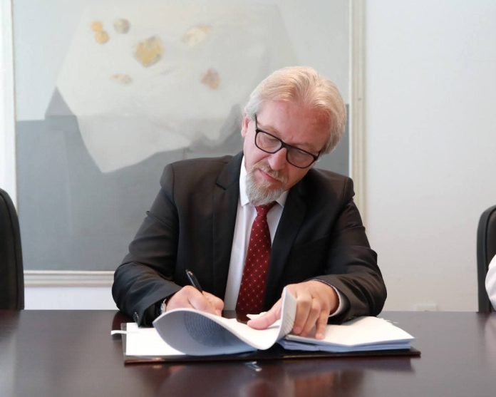 Rritje page 20 përqind, për mbi 1mijë punonjës të institucioneve sociale publike 3 rritje page 20 perqind per mbi 1mije punonjes te institucioneve sociale publike 6894789376309