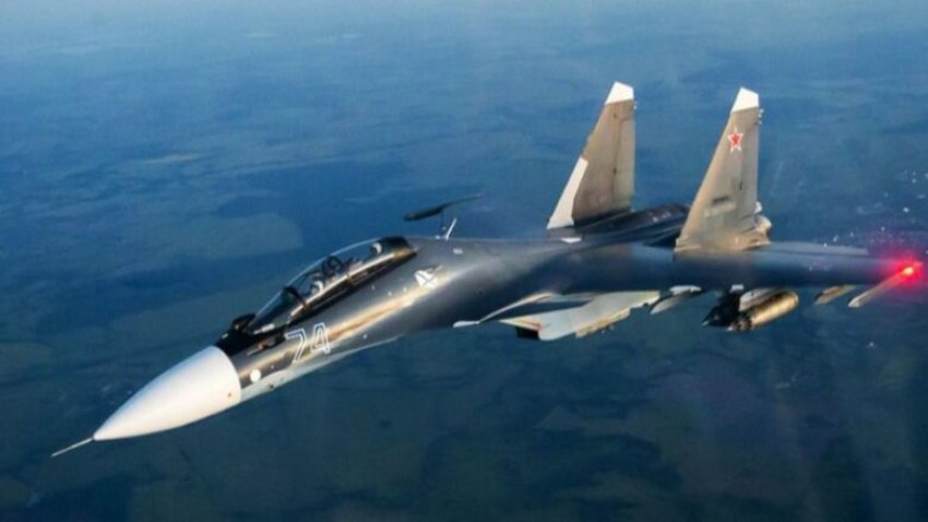 rusia humb nje aeroplan su 30sm prane ishullit te gjarprit ne ukraine 689e206f5cb44