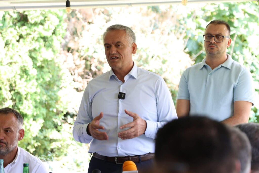 Sadiku: Likova s’mund të mbetet më pa zjarrfikës, prioriteti im i parë do të jetë mbrojtja e banorëve 2 sadiku likova smund te mbetet me pa zjarrfikes prioriteti im i pare do te jete mbrojtja e banoreve 68a0cf7b0f4ee