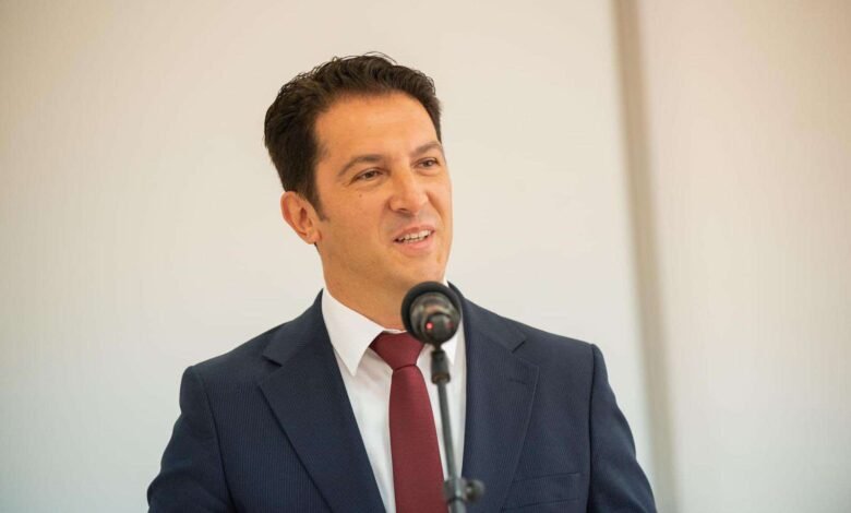 sali me vlen in ne qeveri nuk ka hapesire per skenare te rrezikshem qe perdorin shqiptaret si mish per top per interesa pushteti 6890fd9687cd0