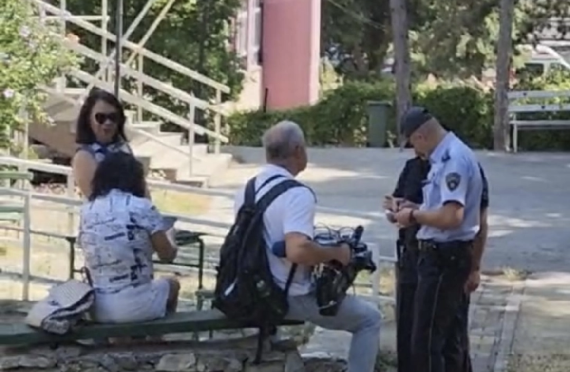 SHGM dhe SPGPM shprehin shqetësim për veprimet e pjesëtarëve të policisë ndaj gazetarëve në Demir Hisar 1 shgm dhe spgpm shprehin shqetesim per veprimet e pjesetareve te policise ndaj gazetareve ne demir hisar 689b72843266a