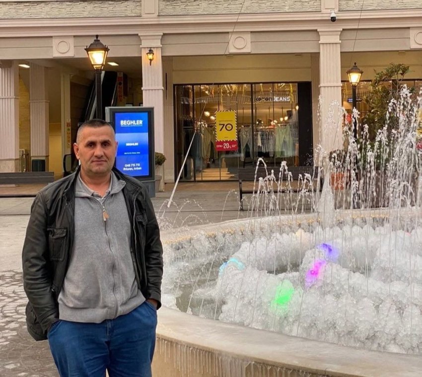 Sot varroset çifti bashkëshortor që vdiq si pasojë e aksidentit në Llapushnik 2 sot varroset cifti bashkeshortor qe vdiq si pasoje e aksidentit ne llapushnik 68a46263ab30f