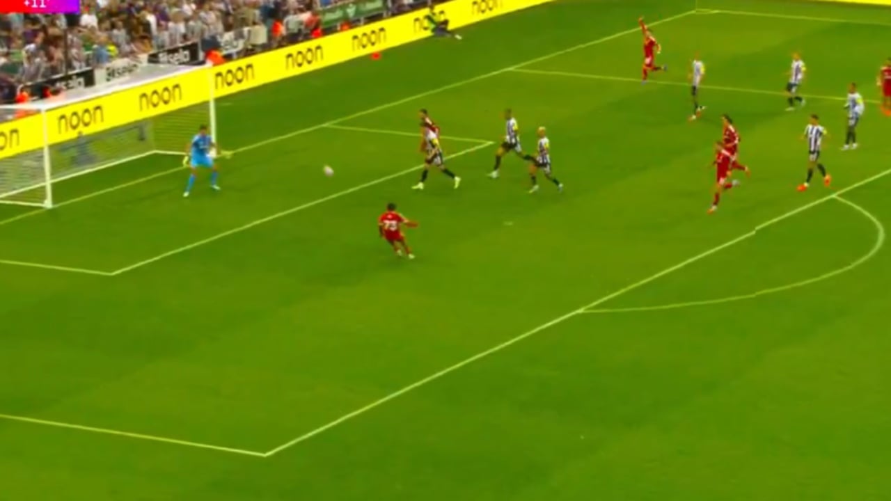 Spektakël në St. James’ Park! 5 gola dhe fitore historike e Liverpool kundër Newcastle, tre pikët për kampionët e Anglisë vijnë nga një 16-vjeçar 1 spektakel ne st james park 5 gola dhe fitore historike e liverpool kunder newcastle tre piket per kampionet e anglise vijne nga nje 16 vjecar 68acd9d51133e