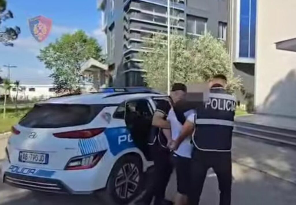 tentoi te perdhunonte nje te re ne banesen e saj arrestohet 40 vjecari ne lushnje 688c752a25103