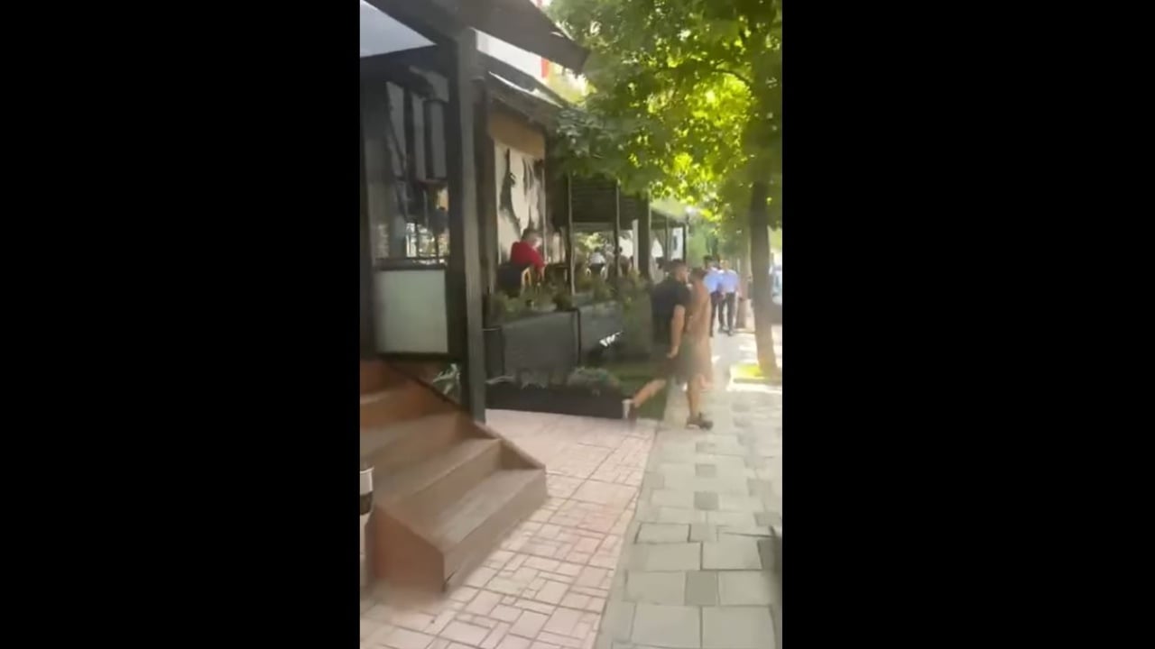 Trotuare bosh për këmbësorët! Vijon lirimi i hapësirave publike në kryeqytet, Rama publikon videon 1 trotuare bosh per kembesoret vijon lirimi i hapesirave publike ne kryeqytet rama publikon videon 689e03d9bafdc