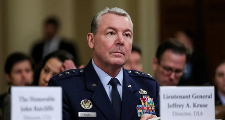 trump shkarkon kreun e inteligjences ne pentagon 68aa03c924684