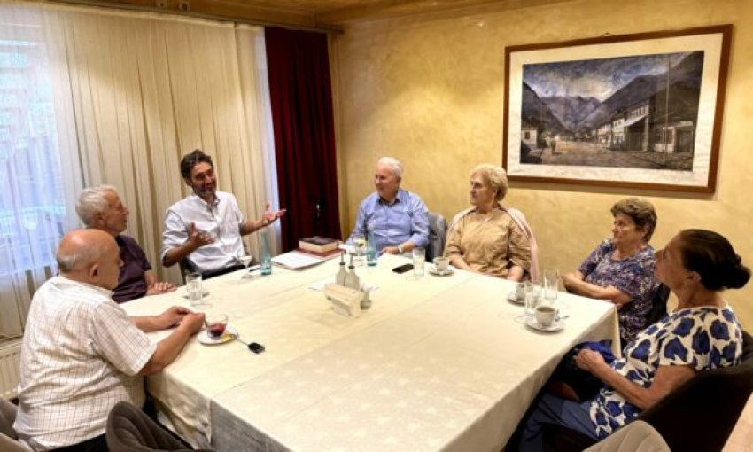 uran ismaili takon pensionistet me shume trotuare te reja dhe hapesira per te moshuarit 68a9e8963fba8