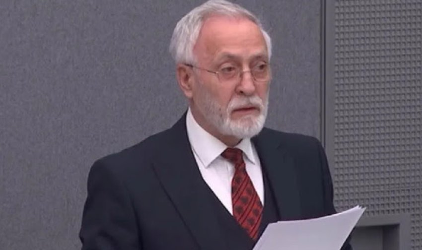 vajza e jakup krasniqit koha nuk ndaloi por as nuk do te na fale 6894907f0a061