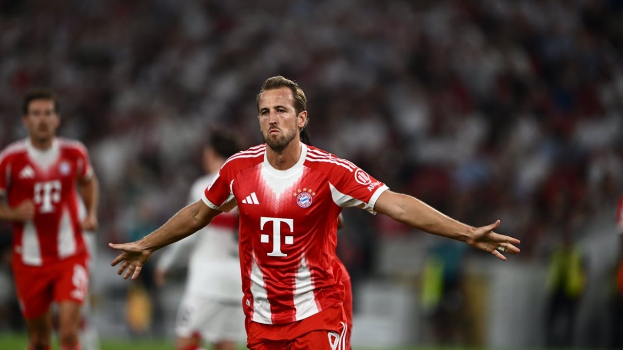 video kane fillon te mesohet me trofe sulmuesi anglez tund rrjeten ne triumfit e bayern it ne superkupen e gjermanis shenon edhe diaz 68a0fc742c179