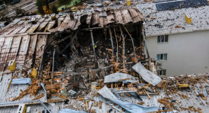 Zelensky dhe Trump bisedonin në Shtëpinë e Bardhë, Rusia nuk i ndali bombardimet 2 zelensky dhe trump bisedonin ne shtepine e bardhe rusia nuk i ndali bombardimet 68a42b356b6f1