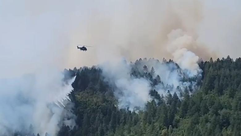 zjarr ne miras te korces nderhyn nga ajri helikopteri per te shuar flaket 68b07df59446d