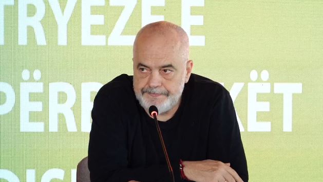 Zjarret, Rama: Zjarrvënien do të duhet ta barazojmë me vrasjen në Kodin Penal 2 zjarret rama zjarrvenien do te duhet ta barazojme me vrasjen ne kodin penal 6899c02808441