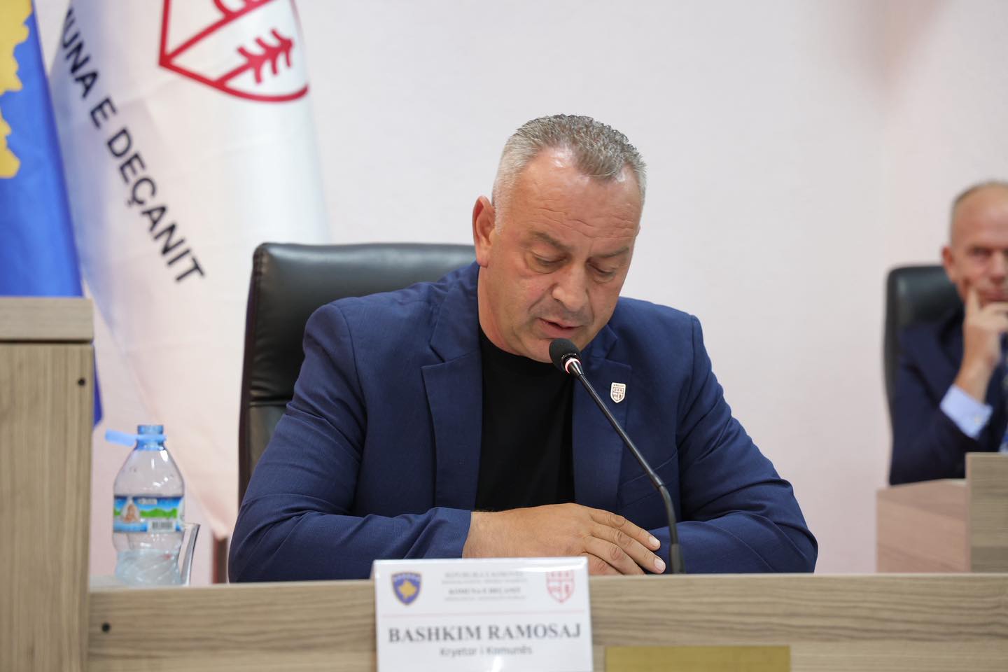 Ramosaj: Kuvendi komunal i Deçanit miraton buxhetin për vitin 2026 1 557635346 1849413005671983 7882474081053690635 n