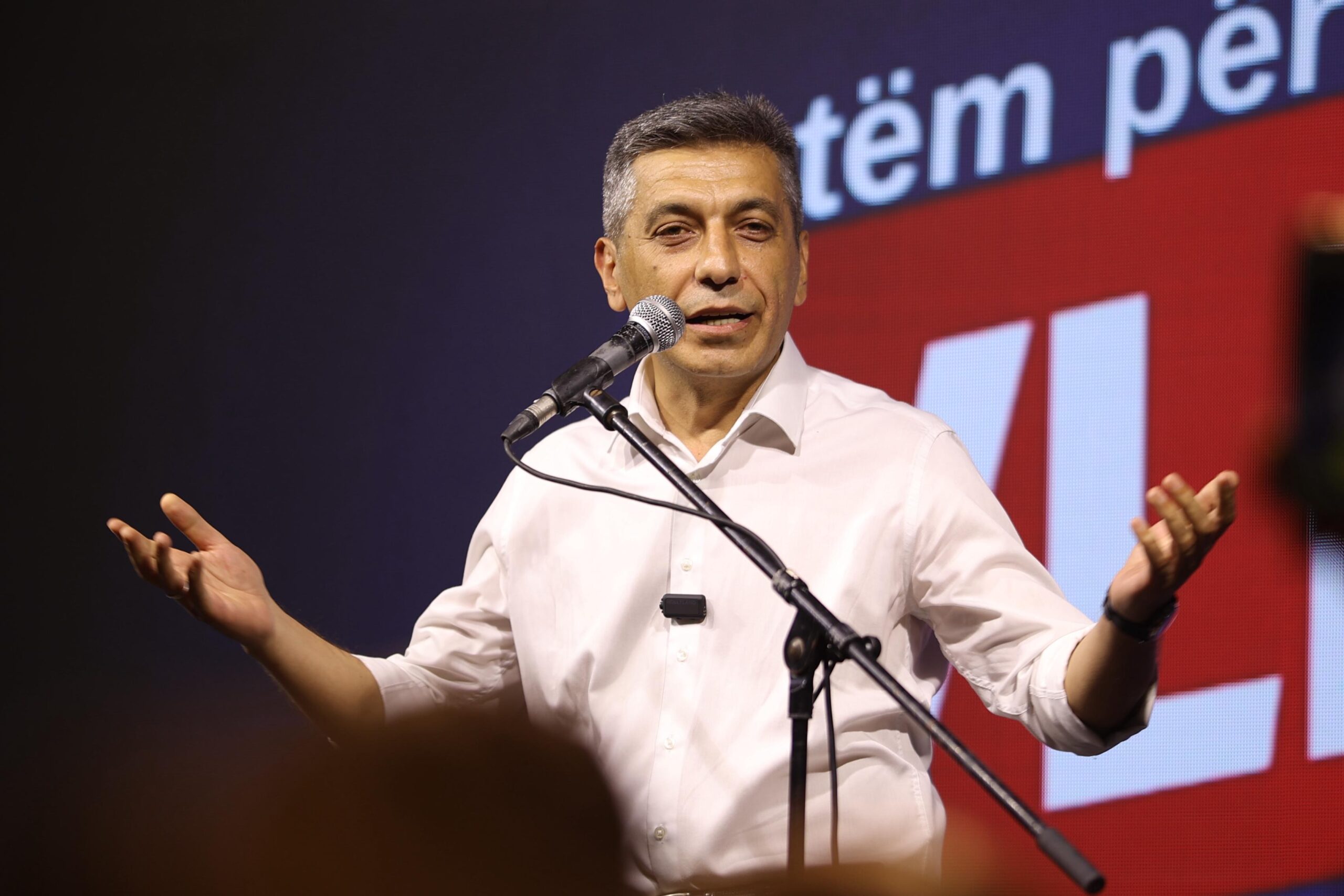 Mexhiti: Unë e lë qeverinë për Çairin! Era e fitores u ndje sonte në Çair (VIDEO) 1 9c7c71b2 5313 4e17 b5f7 085b4771eaa3 scaled