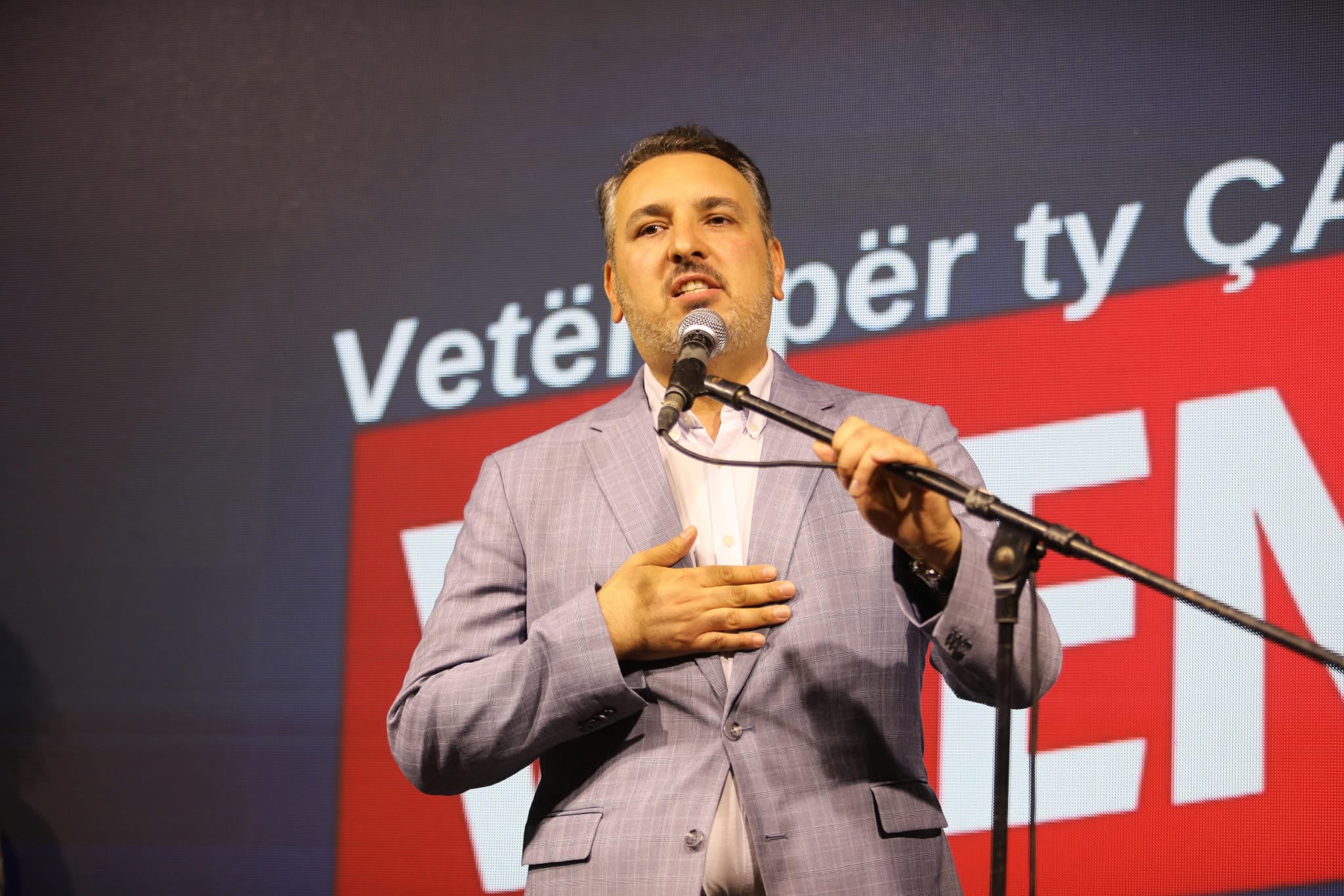 Bekim Fazliu nga “Lëvizja Arbëria”: Izet Mexhiti po e kthen Shkupin në kryeqendër të politikës shqiptare 1 IMG 9548