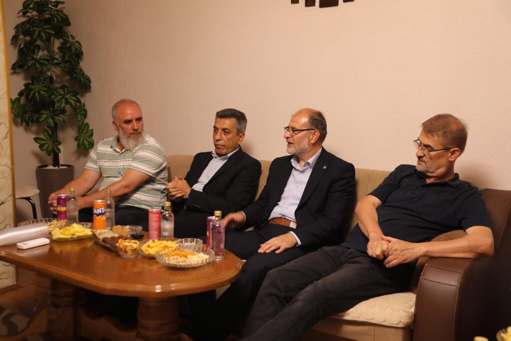 Izet Mexhiti: Familjet si ajo e Haxhi Ali Isenit janë pasuri e çmuar për Çairin 2 IMG 9941