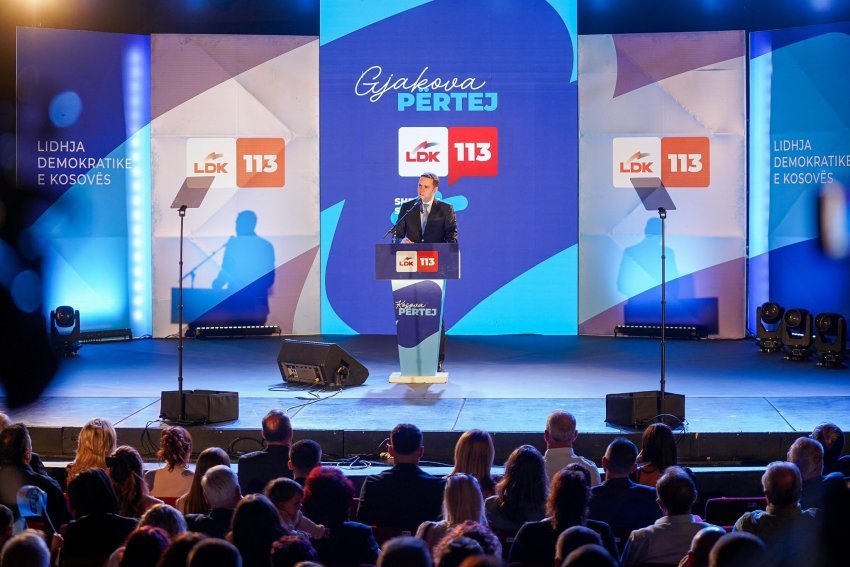 Abdixhiku në Gjakovë: Me Shefqetin, Gjakova do të ketë udhëheqjen që meriton 4 abdixhiku ne gjakove me shefqetin gjakova do te kete udheheqjen qe meriton 68d434ae5b7df