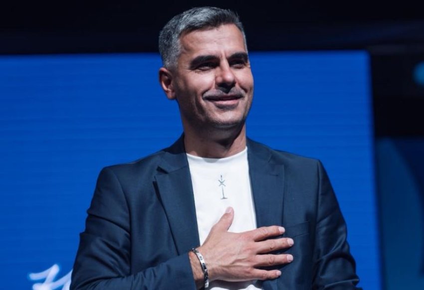 Abdixhiku: Në Vushtrri, Xhafer Tahiri është lider i provuar 2 abdixhiku ne vushtrri xhafer tahiri eshte lider i provuar 68c5ec7131856