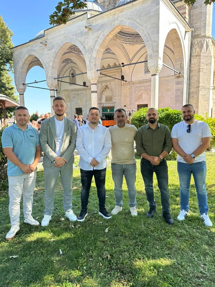 afrim veseli ish aktivist i dalluar i bdi se bashkohet me vlen in 68cd8c2cd7cf1