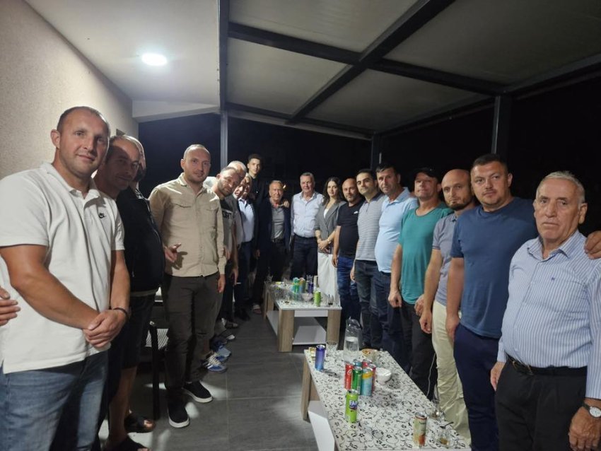 Ahmeti njofton për një vizitë në Shalë 3 ahmeti njofton per nje vizite ne shale 68bf54efa08b1