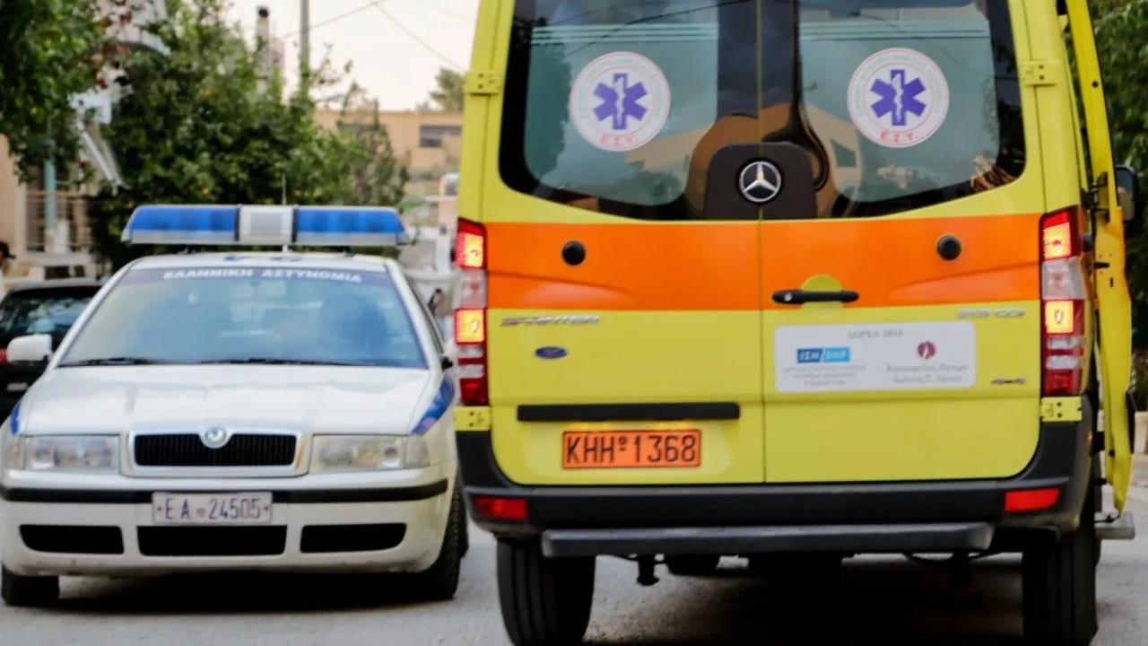 Aksident i frikshëm me vdekje në Greqi/ Gruaja turke humb jetën pasi makina përmbyset, me të ndodhej dhe i biri 1 aksident i frikshem me vdekje ne greqi gruaja turke humb jeten pasi makina permbyset me te ndodhej dhe i biri 68d413661c8f6