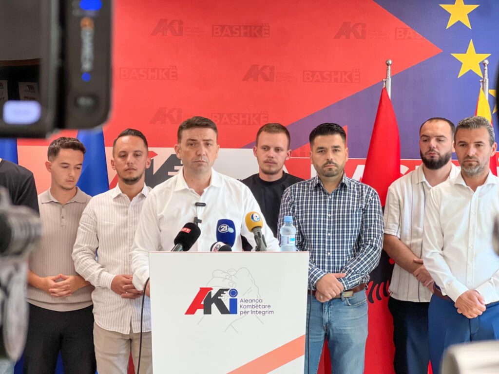 Bujar Osmani: Do të insistoj që kopshti të jetë i detyrueshëm, aty vendosen themelet e së ardhmes 2 bujar osmani do te insistoj qe kopshti te jete i detyrueshem aty vendosen themelet e se ardhmes 68c0101270416