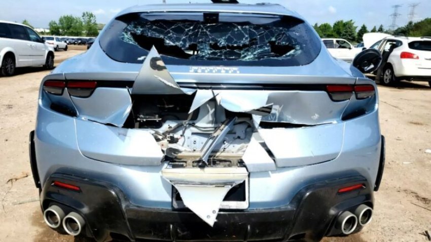 cfare i ndodhi ketij ferrari purosangue 68ba07cf55ff7