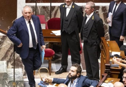 Çfarë pritet të ndodhë në Francë, pas rrëzimit të qeverisë 3 cfare pritet te ndodhe ne france pas rrezimit te qeverise 68bf5402aa046