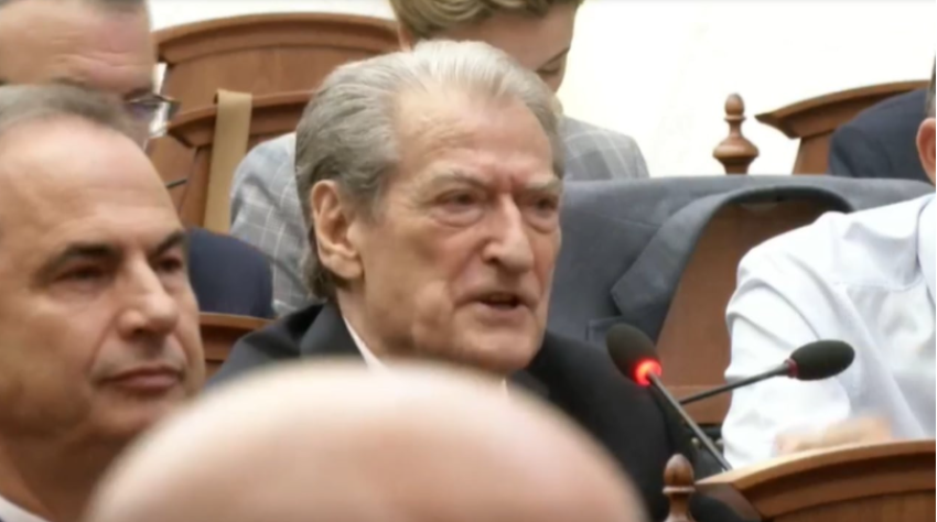 Debat në Kuvend/ Berisha kërkesë Peleshit: Rikthe seancën 2 debat ne kuvend berisha kerkese peleshit rikthe seancen 68d3bbd710a2c