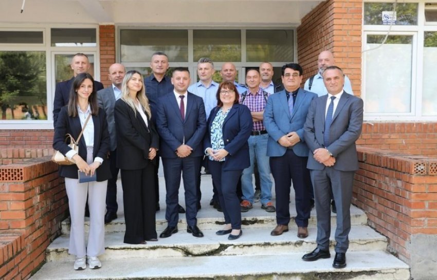 Delegacioni i Ambasadës gjermane viziton Qendrën Korrektuese në Dubravë 2 delegacioni i ambasades gjermane viziton qendren korrektuese ne dubrave 68d54dee8ec13