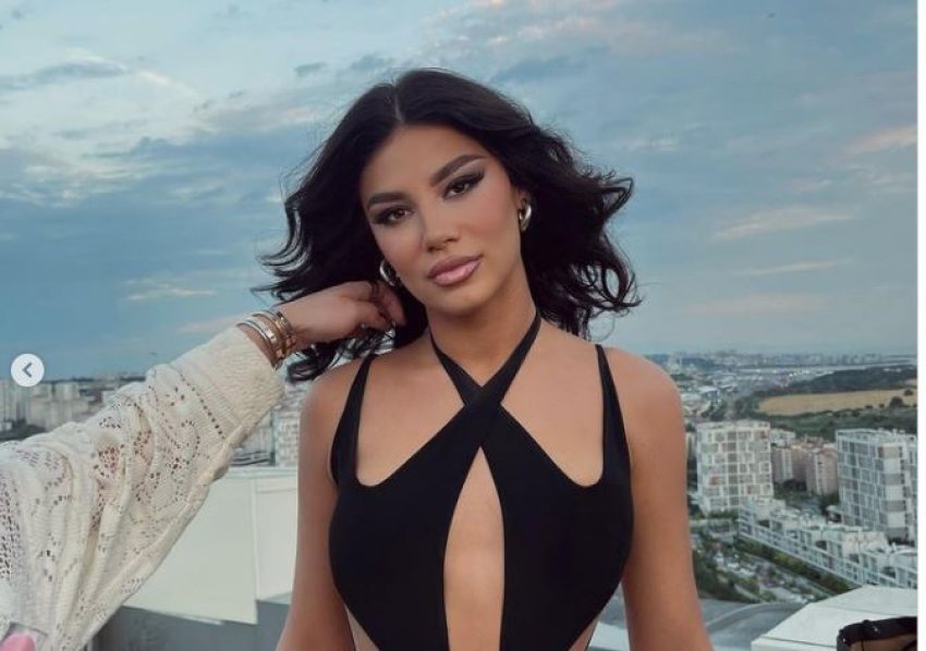 Dhurata Dora publikon foto pa pikë grimi, duket për bukuri 1 dhurata dora publikon foto pa pike grimi duket per bukuri 68c16c726a2aa