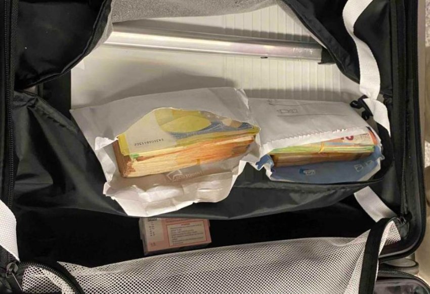 dogana e kosoves parandalon tri raste kontrabande ne aeroportin e prishtines 68cee6c057ff1