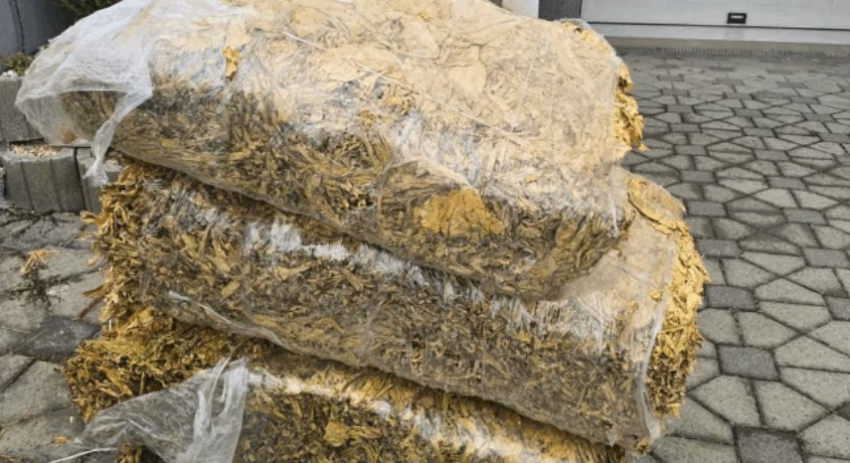 dogana identifikon dy lokacione me mallra te kontrabanduar gjenden qindra kilograme duhan 68d7e904c3504