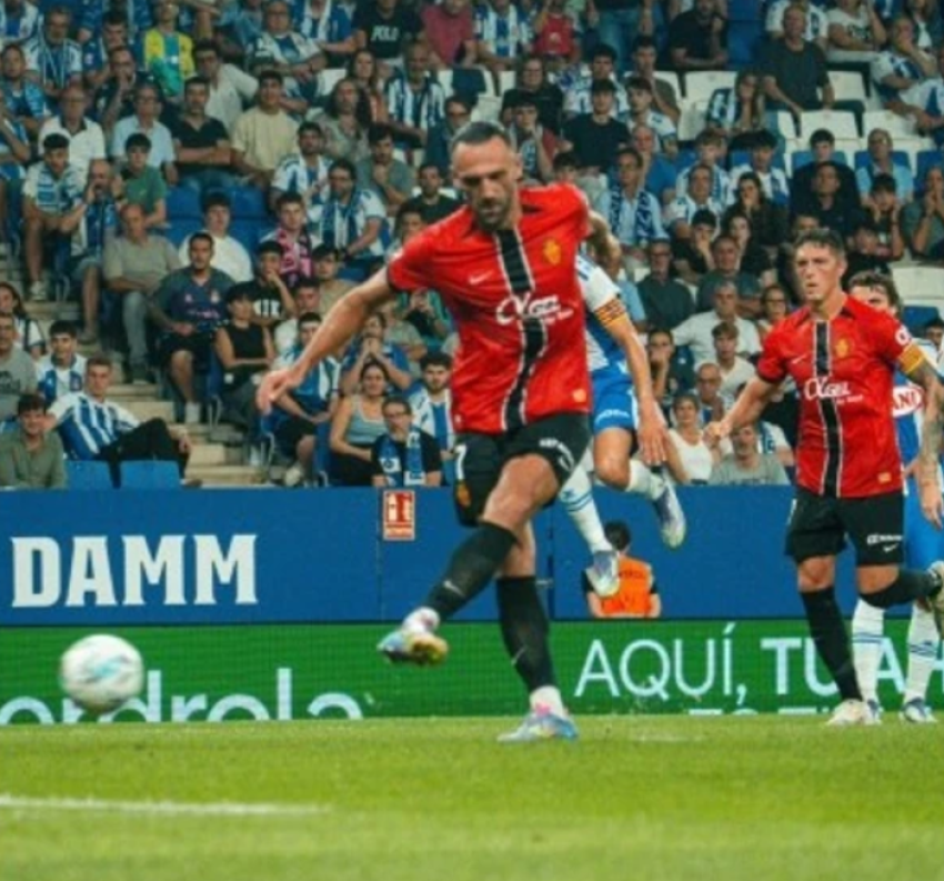 Dy gola dhe "Lojtar i ndeshjes" - Vedat Muriqi zjarr në La Liga 2 dy gola dhe lojtar i ndeshjes vedat muriqi zjarr ne la liga 68c8f7f450420