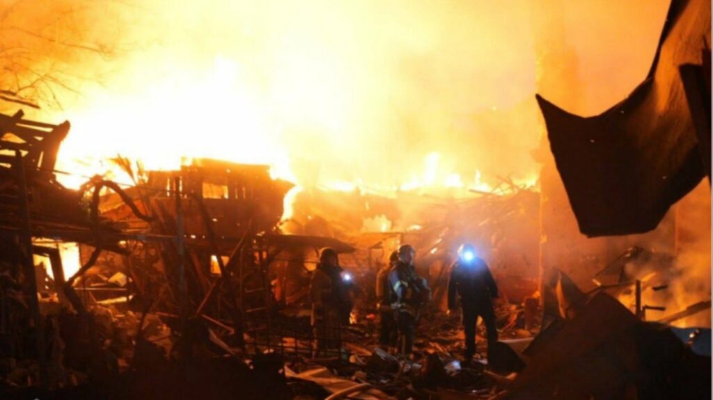 dy te vdekur dhe 9 te plagosur ne jug te ukraines nga sulmet ajrore ruse 68c916e9a7a13