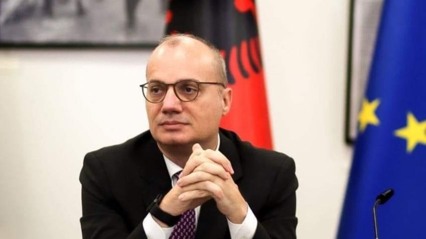 Elisa Spiropali do ta zëvendësojë në Ministrinë e Jashtme, Igli Hasani uron kolegen dhe falënderon Ramën 2 elisa spiropali do ta zevendesoje ne ministrine e jashtme igli hasani uron kolegen dhe falenderon ramen 68c308d41d88d