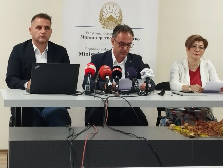 Është promovuar sistemi elektronik për evidentim dhe manaxhim të kërkesave për Listën e barërave 2 eshte promovuar sistemi elektronik per evidentim dhe manaxhim te kerkesave per listen e barerave 68d3b9f8ef49c