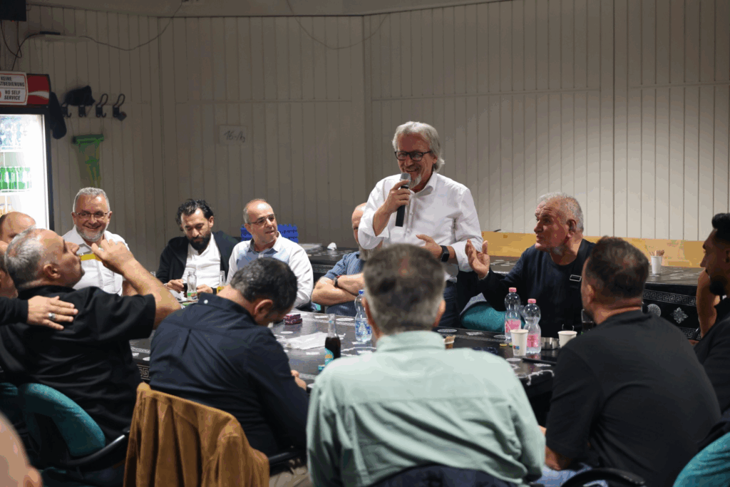 Fatmir Limani takime mobilizuese me diasporën kërçovare në Zvicër dhe Gjermani 3 fatmir limani takime mobilizuese me diasporen kercovare ne zvicer dhe gjermani 68d970f5ebdd0