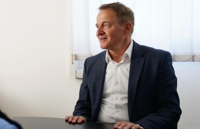 Ferit Idrizi hap fushatën për mandatin e dytë në Vushtrri 2 ferit idrizi hap fushaten per mandatin e dyte ne vushtrri 68c5b42fa4e80