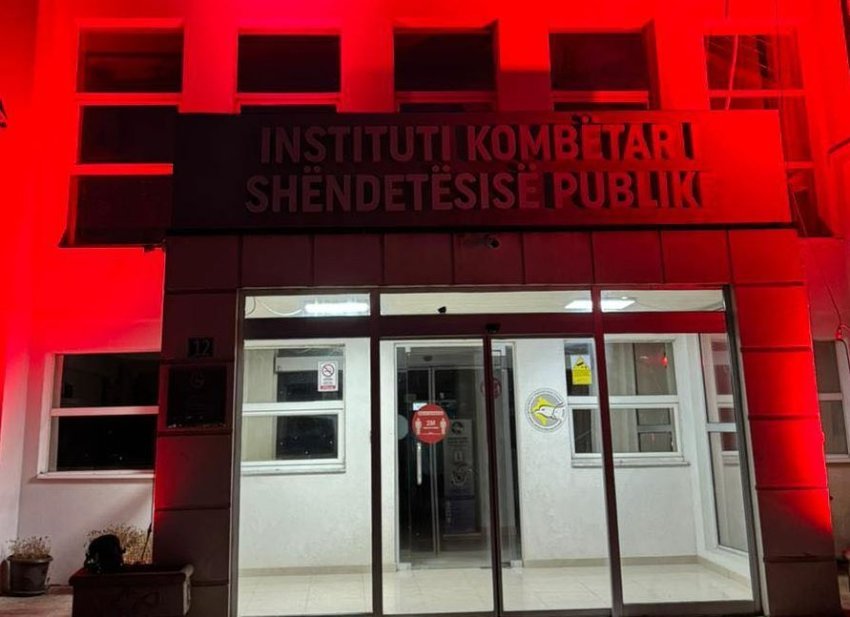 IKSHPK u ndriqua me të kuqe për Ditën Botërore të Zemrës 3 ikshpk u ndriqua me te kuqe per diten boterore te zemres 68dae060caf1f