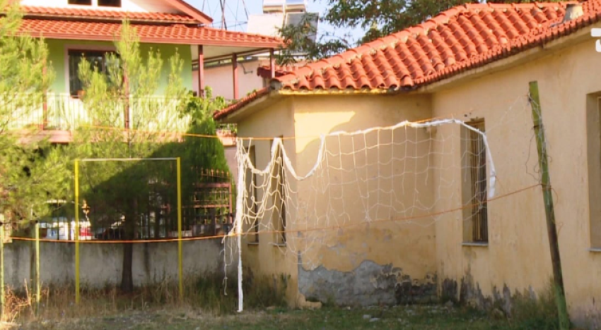 Investim i dështuar, 625 mijë euro për rindërtimin e shkollës Pojan në Pezë. Mbyllet pas 3 vitesh 2 investim i deshtuar 625 mije euro per rindertimin e shkolles pojan ne peze mbyllet pas 3 vitesh 68bf307460a2d