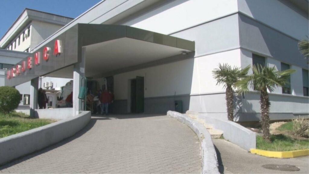 kercenoi drejtorin e spitalit te durresit qe ti merrte mbesen ne pune nis hetimi per vellane e te fortit te sukthit 68ceaf241493b