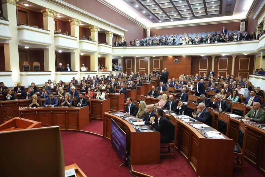 kuvendi me dy seanca brenda dites zbardhen projektvendimet qe do te votohen 68c913c212185