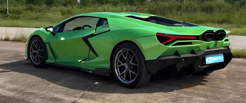 Lamborghini i bërë nga Nissan i vjetër kënaq entuziastët e veturave 1 lamborghini i bere nga nissan i vjeter kenaq entuziastet e veturave 68d3306f57b67