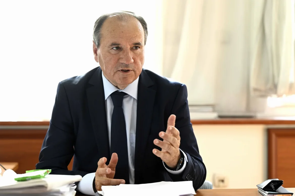 LD e Trajanovit: Mjaft me deklarata dhe rezoluta, askush nuk i shqyrton ose lexon ato 1 ld e trajanovit mjaft me deklarata dhe rezoluta askush nuk i shqyrton ose lexon ato 68d73dd699988