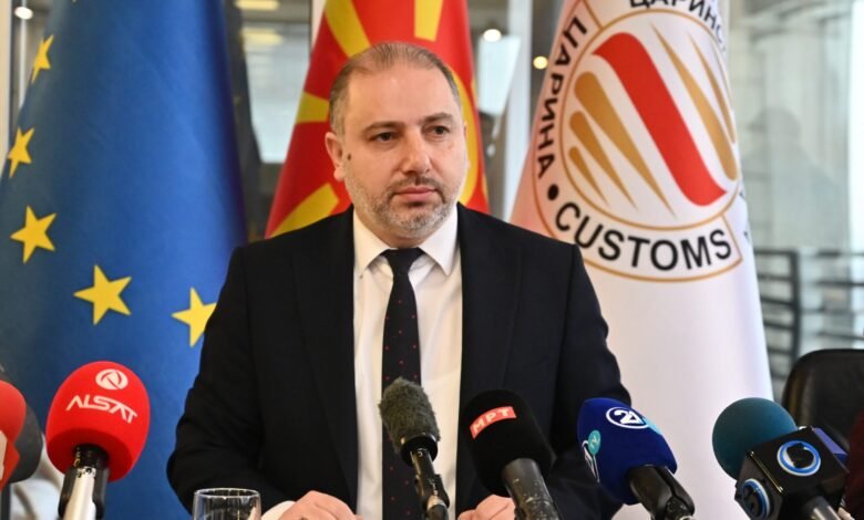 Lufta kundër korrupsionit, Nikollovski: Janë shkarkuar 11 nëpunës doganorë 4 lufta kunder korrupsionit nikollovski jane shkarkuar 11 nepunes doganore 68d7bdf8606c0