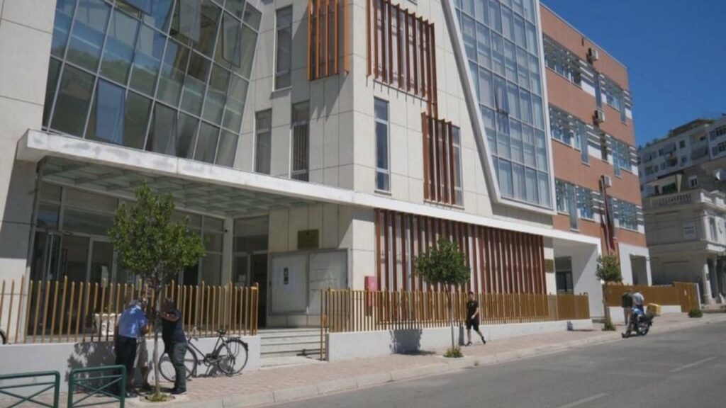 Megaoperacioni për goditjen e rrjetit të trafikut të drogës, nis në gjykatën e Elbasanit seanca për 31 të arrestuarit 2 megaoperacioni per goditjen e rrjetit te trafikut te droges nis ne gjykaten e elbasanit seanca per 31 te arrestuarit 68c16404a3bb0