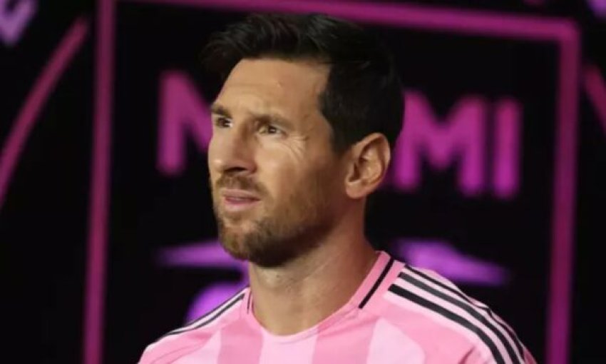 Messi zbulon lojtarin që mendon se duhet të fitonte Topin e Artë 2 messi zbulon lojtarin qe mendon se duhet te fitonte topin e arte 68ce92580035b