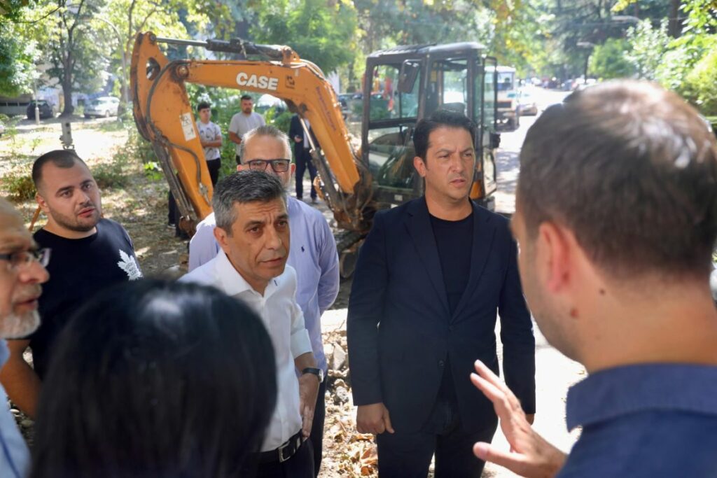 mexhiti fillon projekti i rikonstruksionit te rrugeve dhe ndricimit publik ne cairin e vjeter 68bc370fe23b4