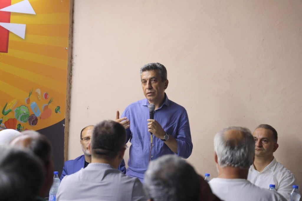 Mexhiti: “Lagjja e Gazi Babës dhe Çairi do të jenë kampionë të zhvillimit” 2 mexhiti lagjja e gazi babes dhe cairi do te jene kampione te zhvillimit 68d7e7323332c